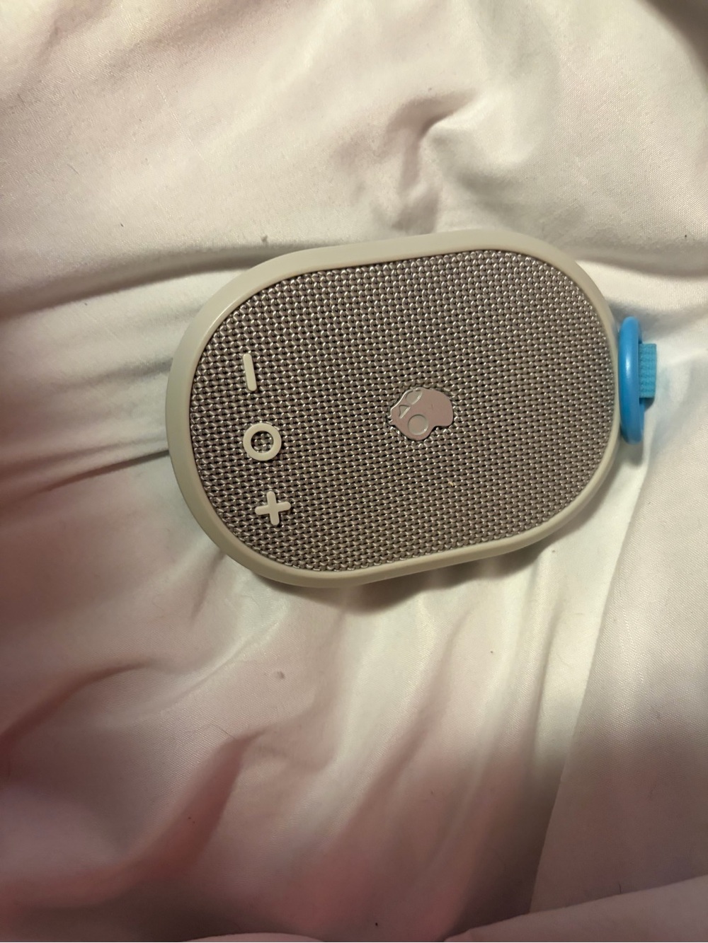 Skullcandy Portable Bluetooth Speaker in Beige with Blue Accent